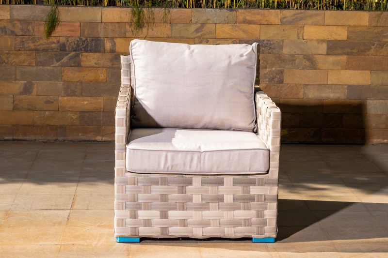 sara 7 seater outdoor sofa (3+ 2 +1+1+coffee table)