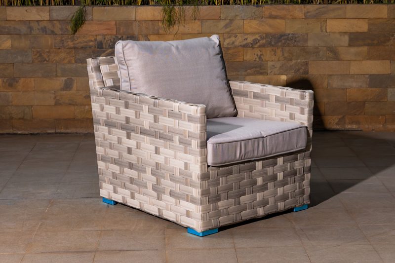 sara 7 seater outdoor sofa (3+ 2 +1+1+coffee table)