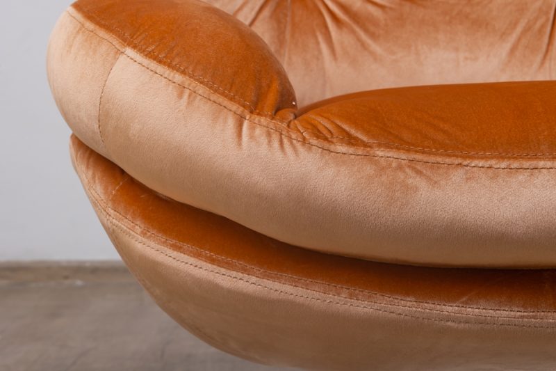 dumphey swivel accent chair