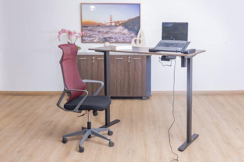 oz-816 - 1.5m electrical height adjustable desk