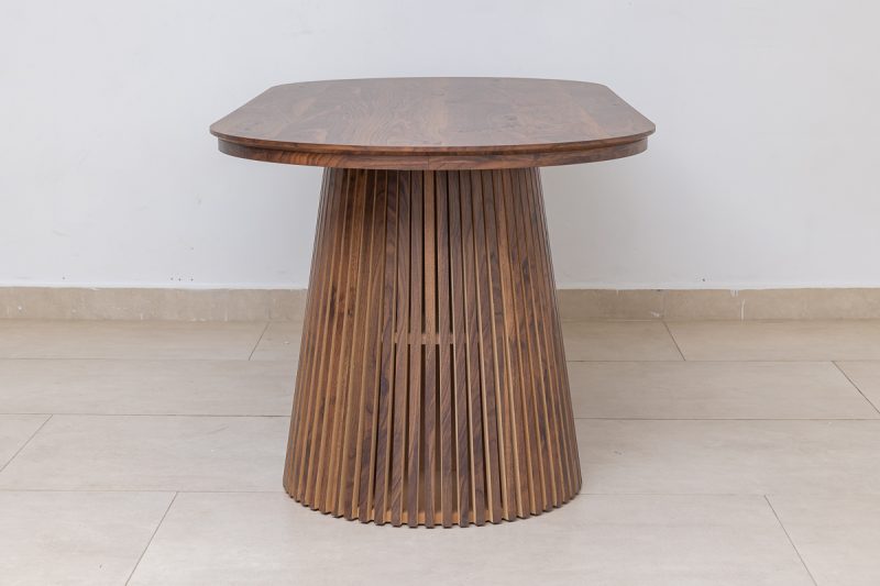 gemini  dinning table
