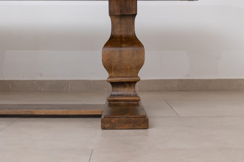 achilles dining table + 8 chairs