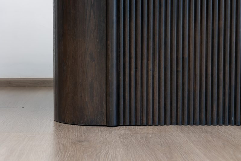 imperial dining table