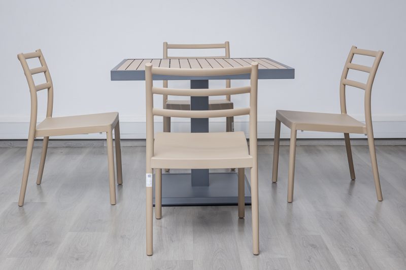 accra outdoor dining table + 4 trent chairs