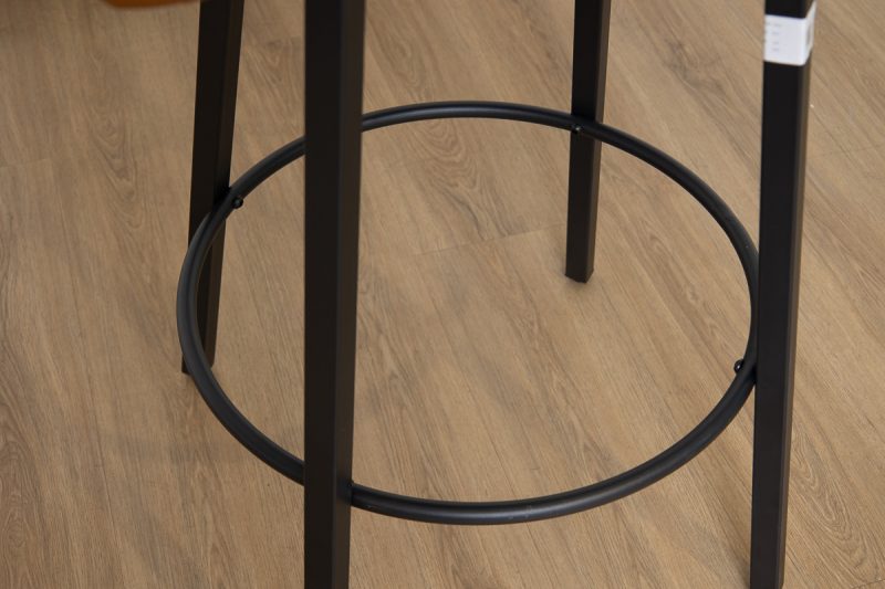 layla bar chair