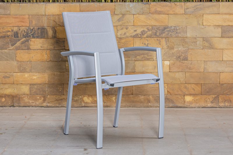 nod outdoor dining table + 6 chairs (copy)
