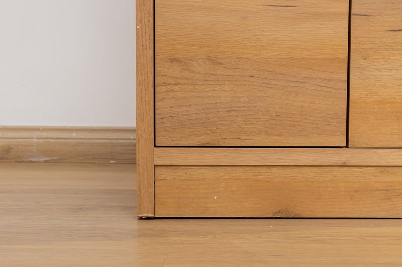 kinsley bookcase